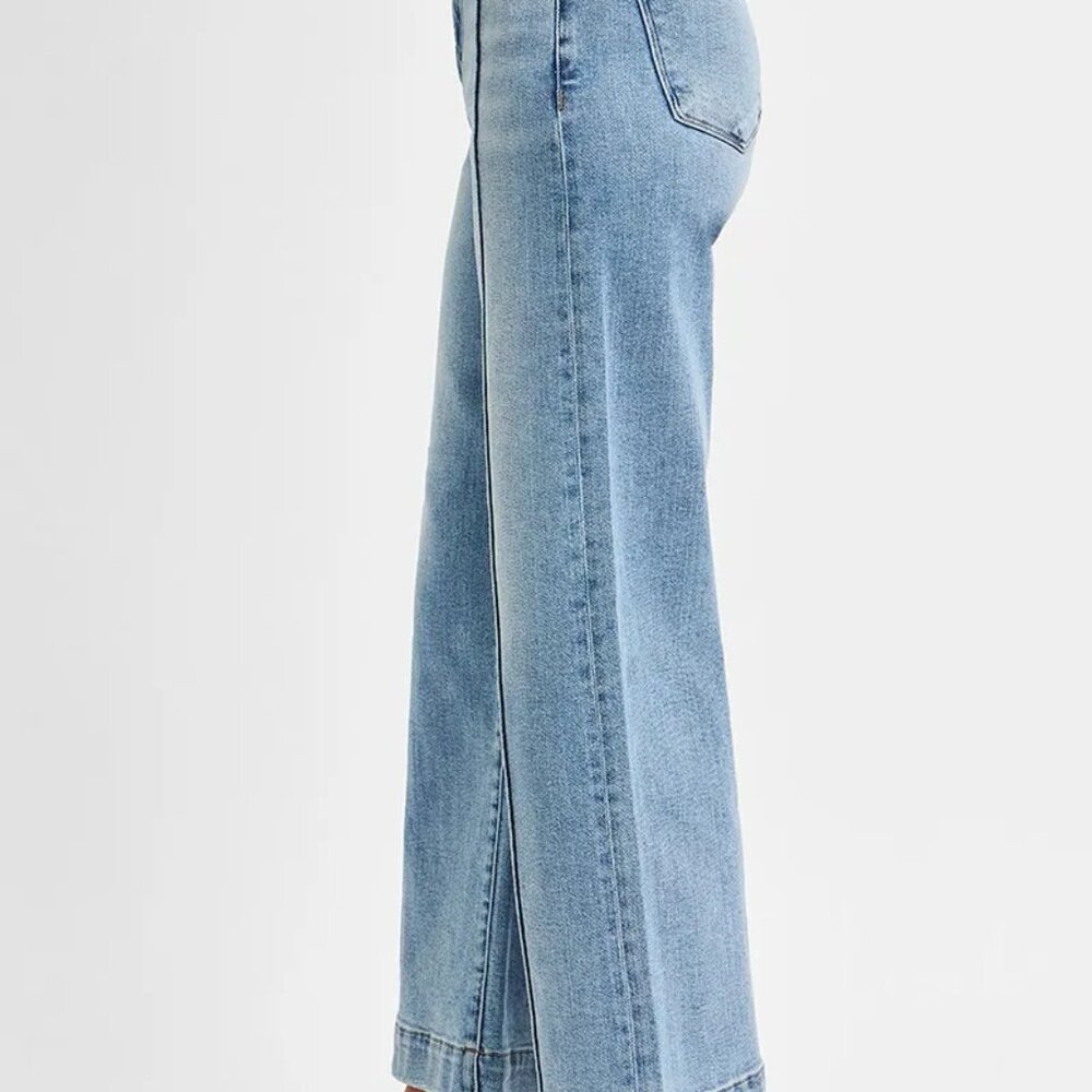 ✨NWT RISEN Full Size High Rise Crop Wide Leg Jeans Plus Size - Picture 4 of 6